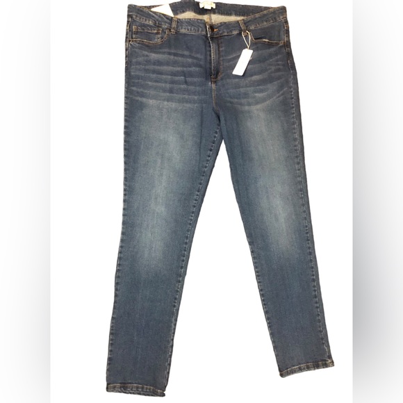 Simply Noelle Blue Jeans - Picture 1 of 3